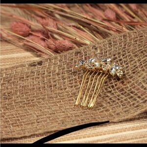 Wedding hair accessory